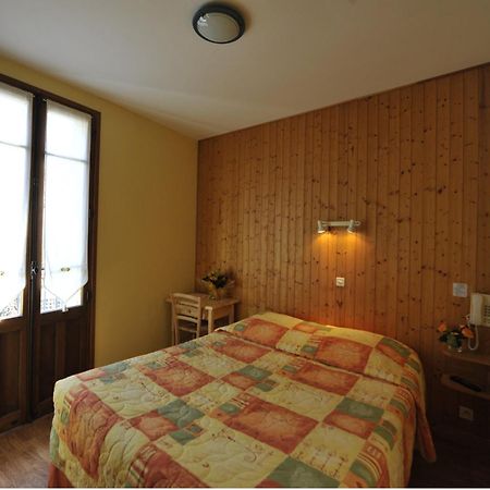 Hotel De La Grotte Aix-les-Bains Zewnętrze zdjęcie