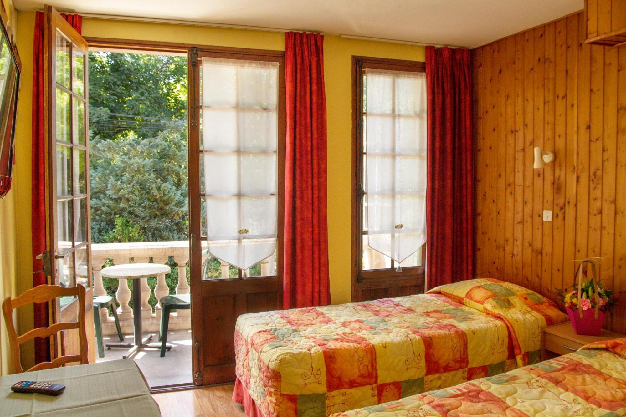 Hotel De La Grotte Aix-les-Bains Zewnętrze zdjęcie